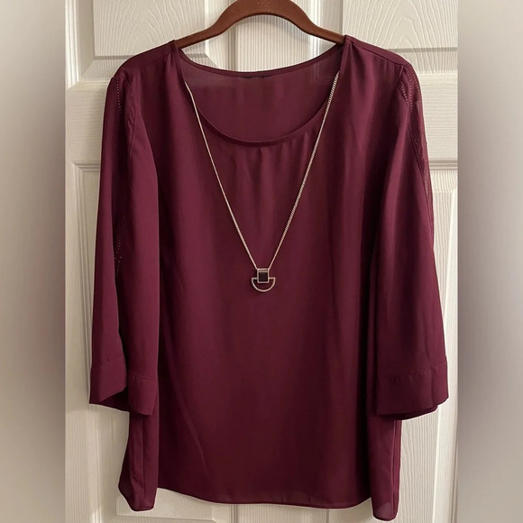 BURGUNDY BLOUSE~WITH~DETACHABLE NECKLACE~ - Picture 1 of 9